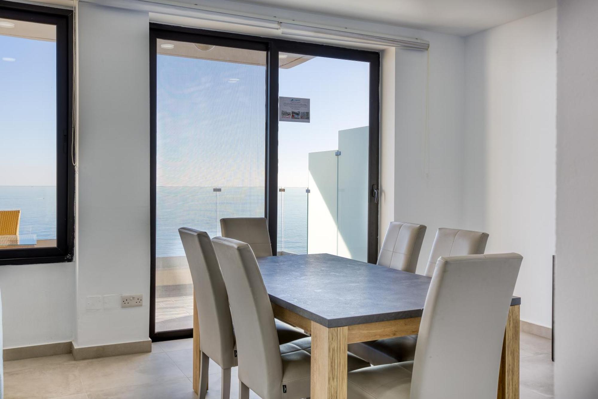 Seafront Sliema Apartment With Balcony & Sea Views By Jl 외부 사진