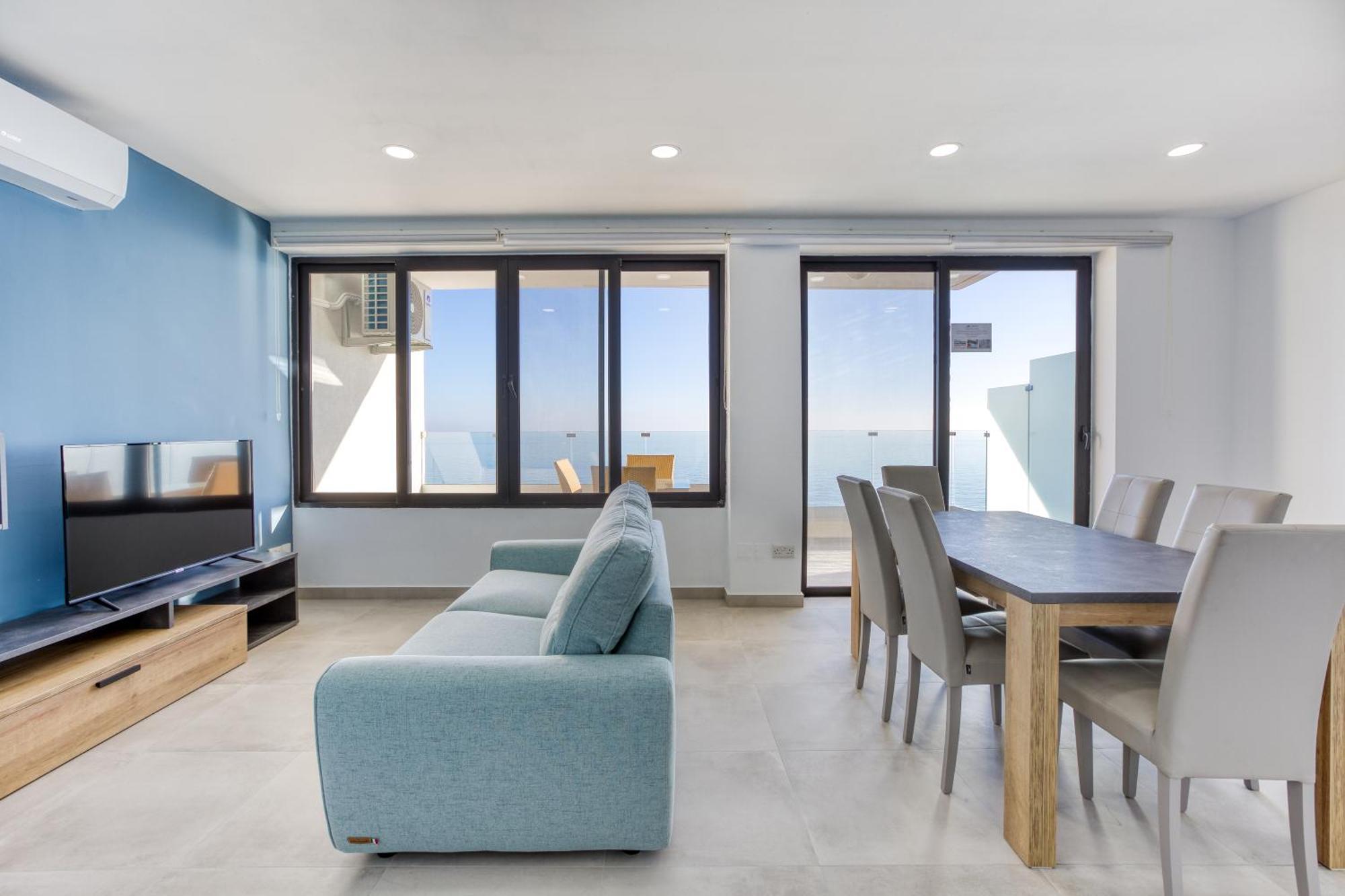 Seafront Sliema Apartment With Balcony & Sea Views By Jl 외부 사진