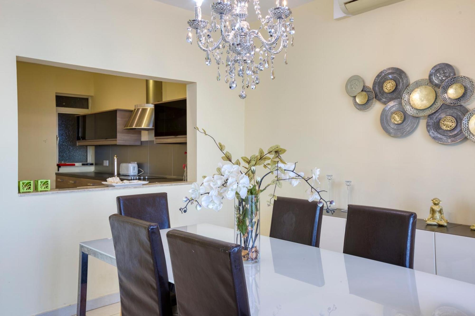Seafront Sliema Apartment With Balcony & Sea Views By Jl 외부 사진
