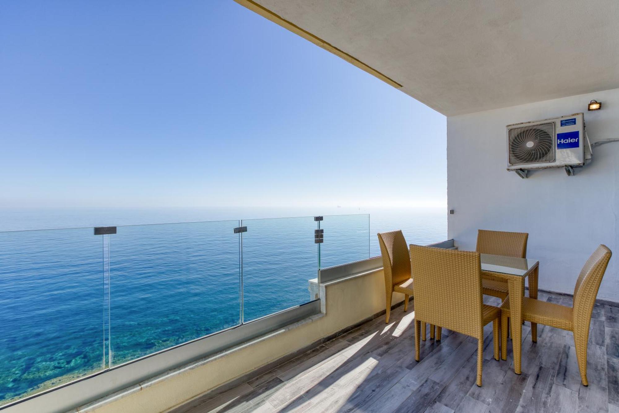 Seafront Sliema Apartment With Balcony & Sea Views By Jl 외부 사진