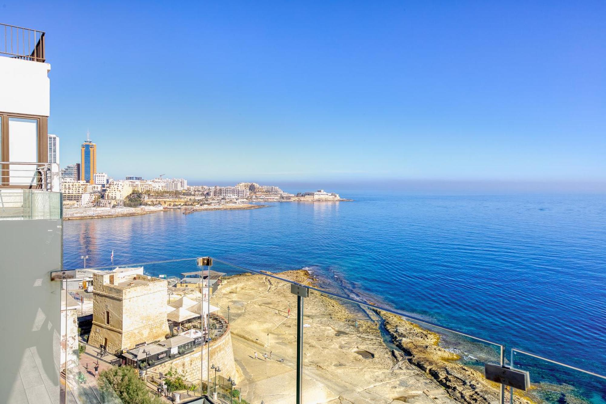 Seafront Sliema Apartment With Balcony & Sea Views By Jl 외부 사진