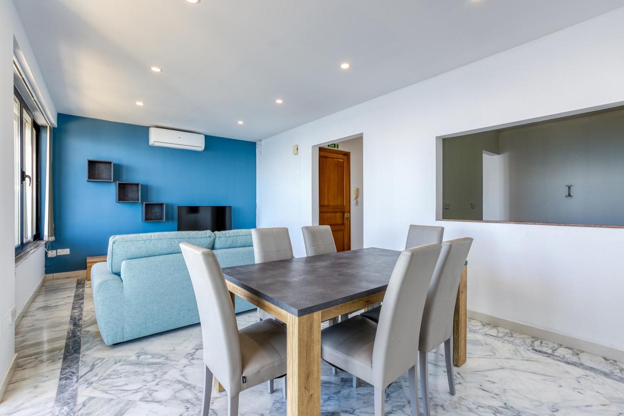 Seafront Sliema Apartment With Balcony & Sea Views By Jl 외부 사진