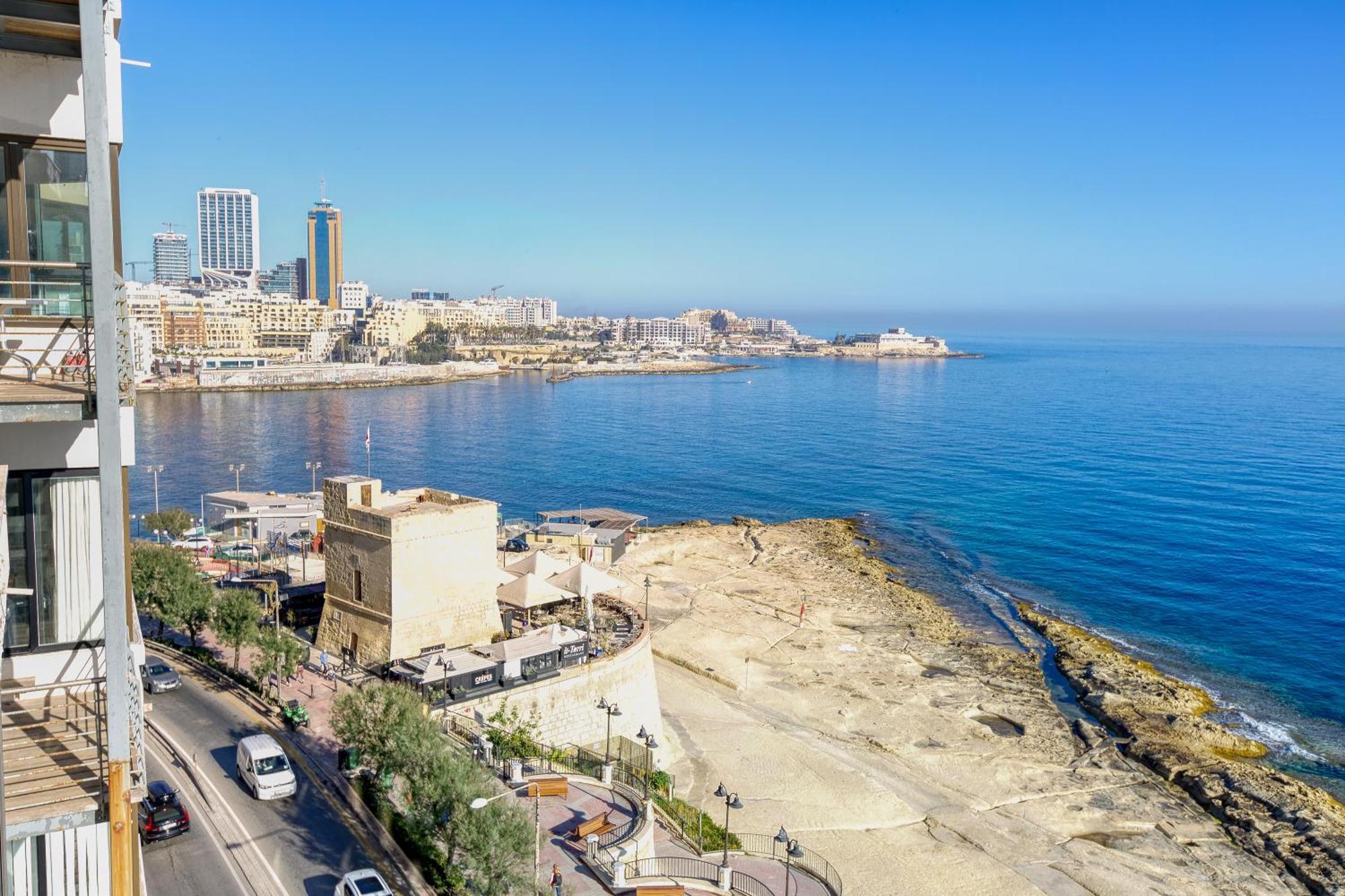 Seafront Sliema Apartment With Balcony & Sea Views By Jl 외부 사진